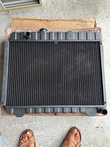 Kühler für mercedes 409d - kühler,